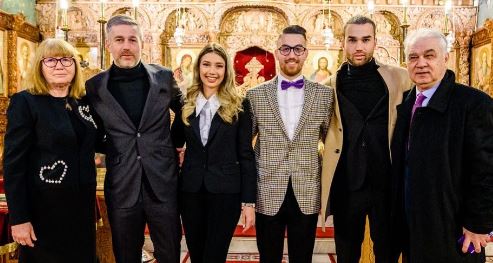 Edward Iordanescu with his parents Anghel Iordanescu and Valeria Iordanescu and siblings Andrei Iordanescu, Alexandru Iordanescu and Maria Iordanescu.